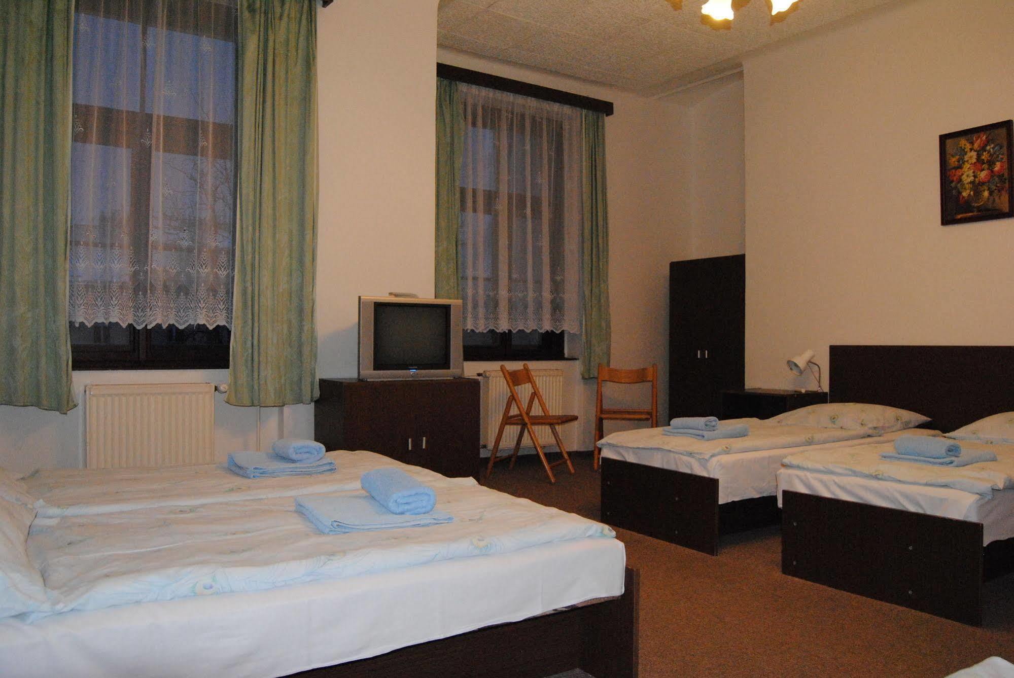Hotel Olga Prague Ngoại thất bức ảnh