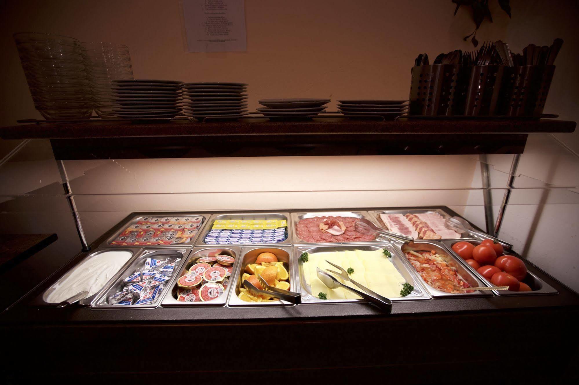 Hotel Olga Prague Ngoại thất bức ảnh